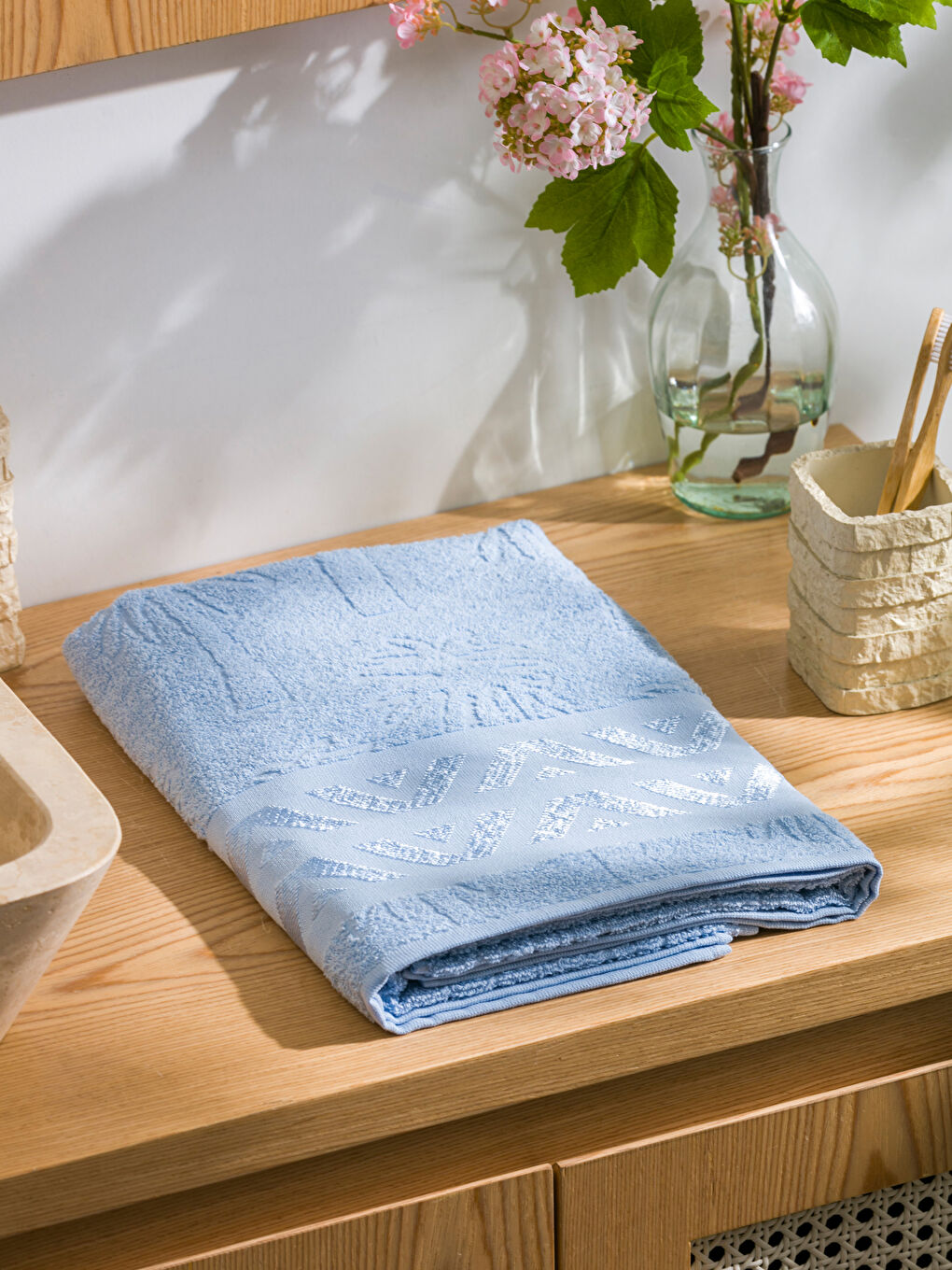 Mavi Nakışlı Erkek Banyo Havlusu 70x140 cm-1