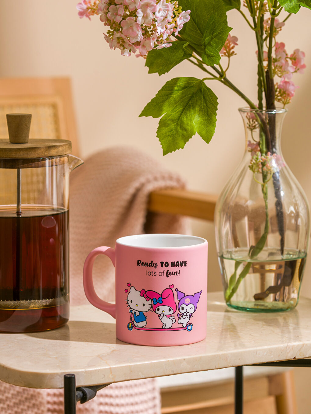 Karışık Hello Kitty Baskılı Seramik Kupa 320 ml