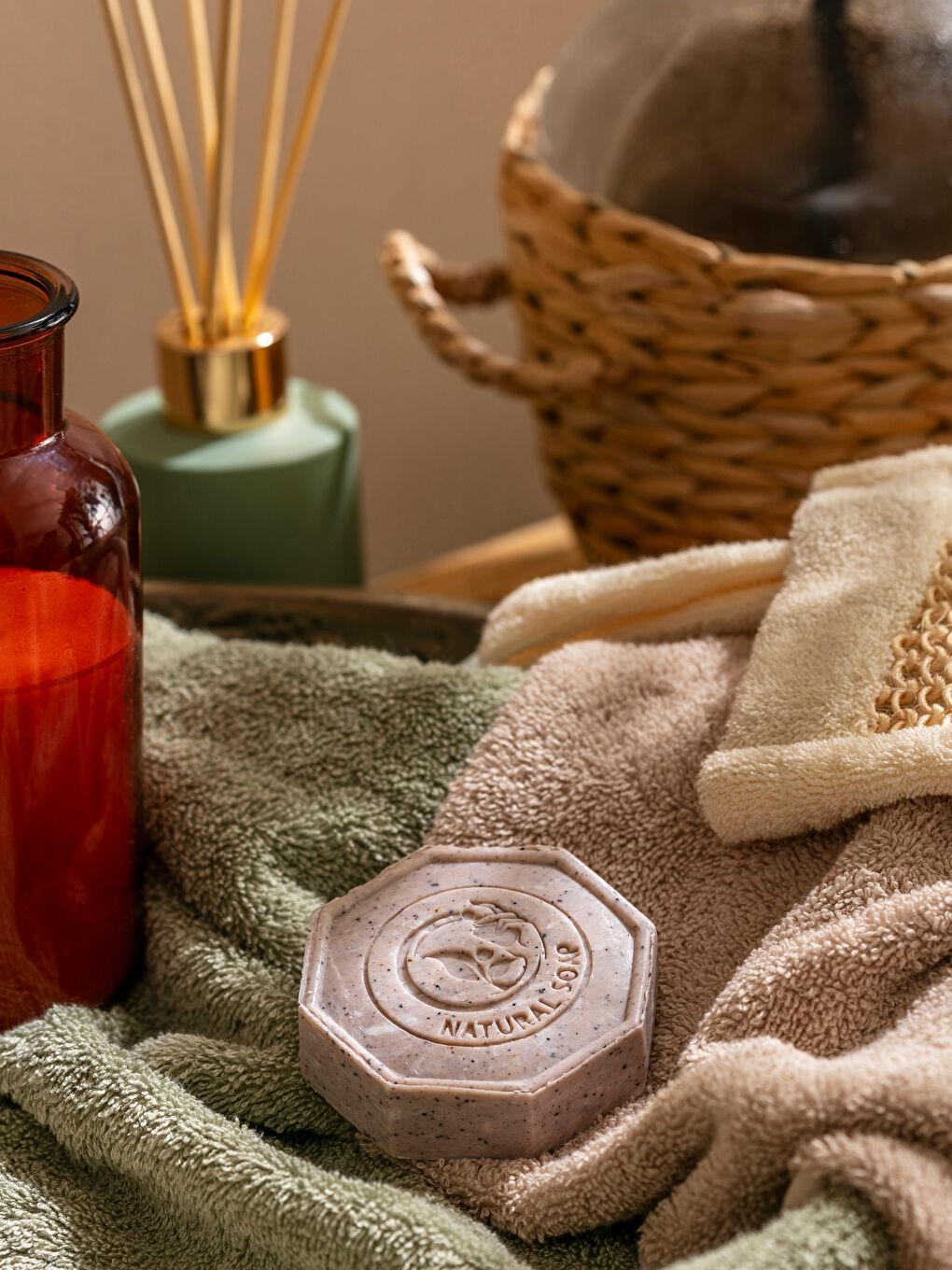 Doğal Siyah Üzüm Sabunu 100 g-1