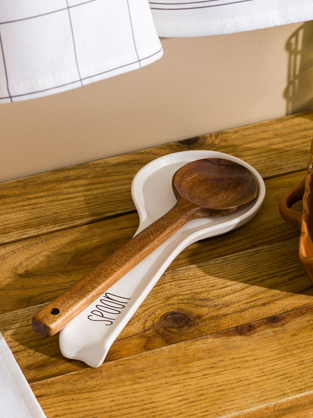 Siyah Yazı Baskılı Seramik Kaşıklık