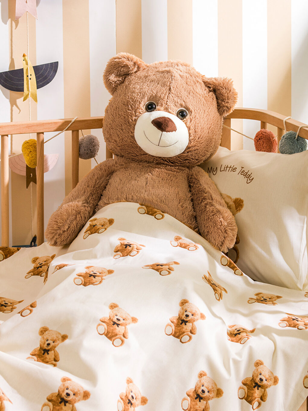 LCW HOME Kahverengi Ayıcık Figürlü Dolgulu Pelüş Bebek Kırlent 90 Cm - 1