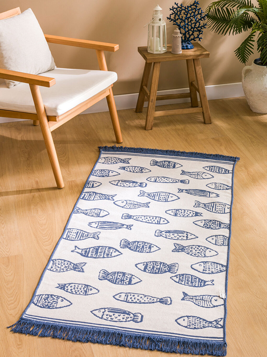 Mavi Balık Desenli Püsküllü Halı 80x140 cm-1