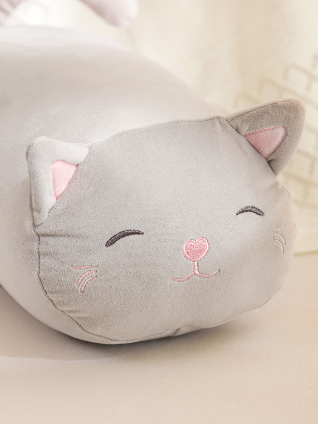 LCW HOME Gri Kedi Figürlü Pelüş Bebek Kırlent 40 cm - 2