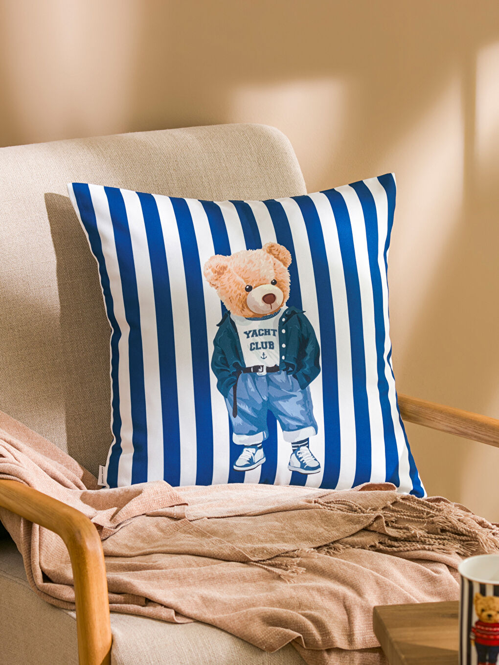 LCW HOME Karişik Ayı Teddy Baskılı Kırlent Kılıfı 45x45 cm