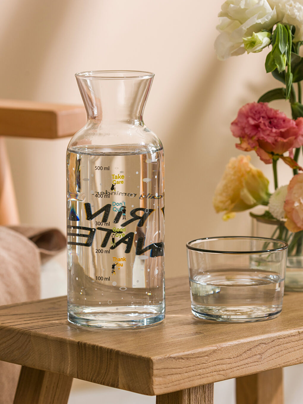 Karışık Baskılı Kapaklı Cam Sürahi 500 ml-1