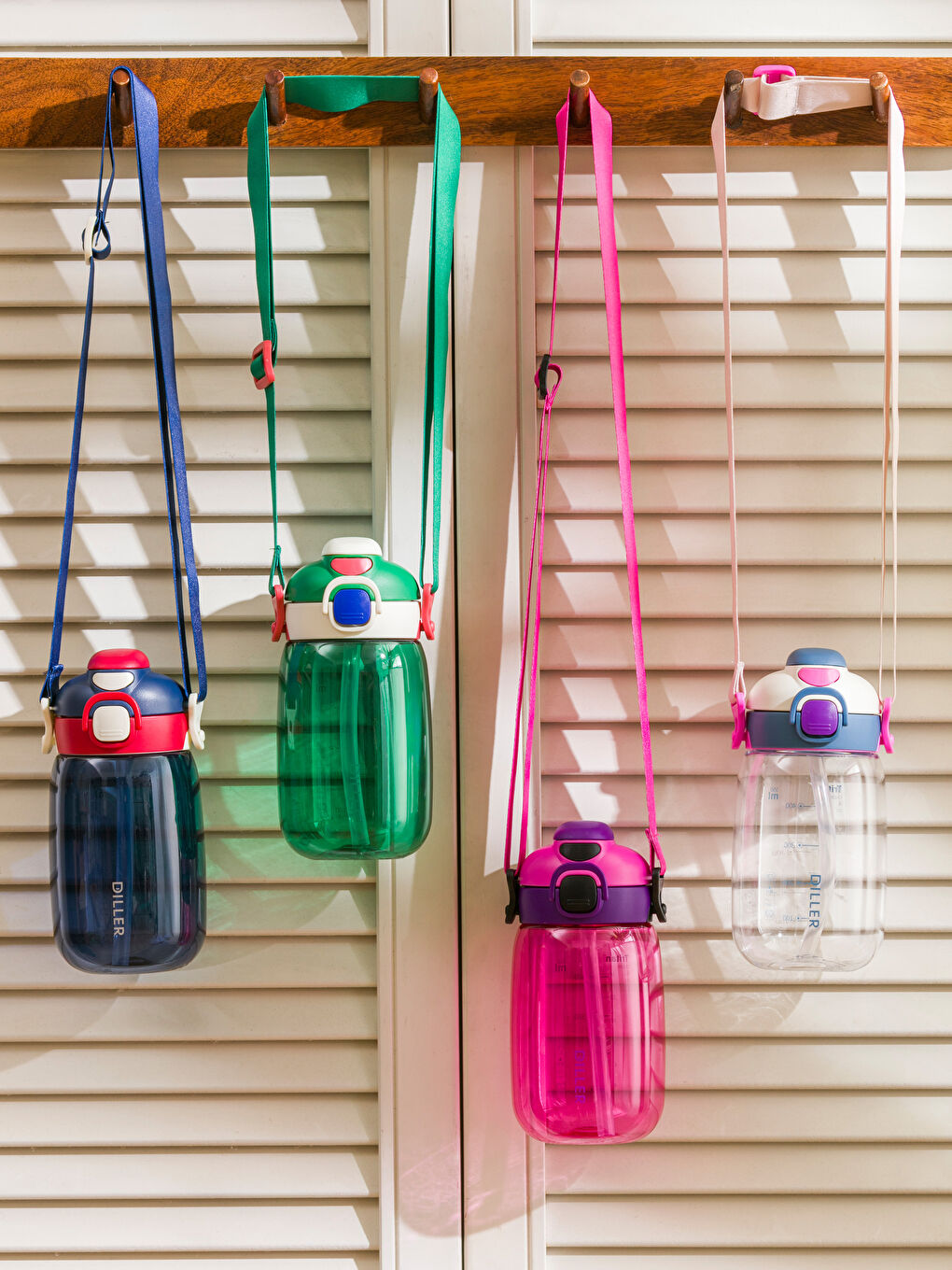 Vagon Life Karişik Baskılı Pipetli Suluk 500 ml