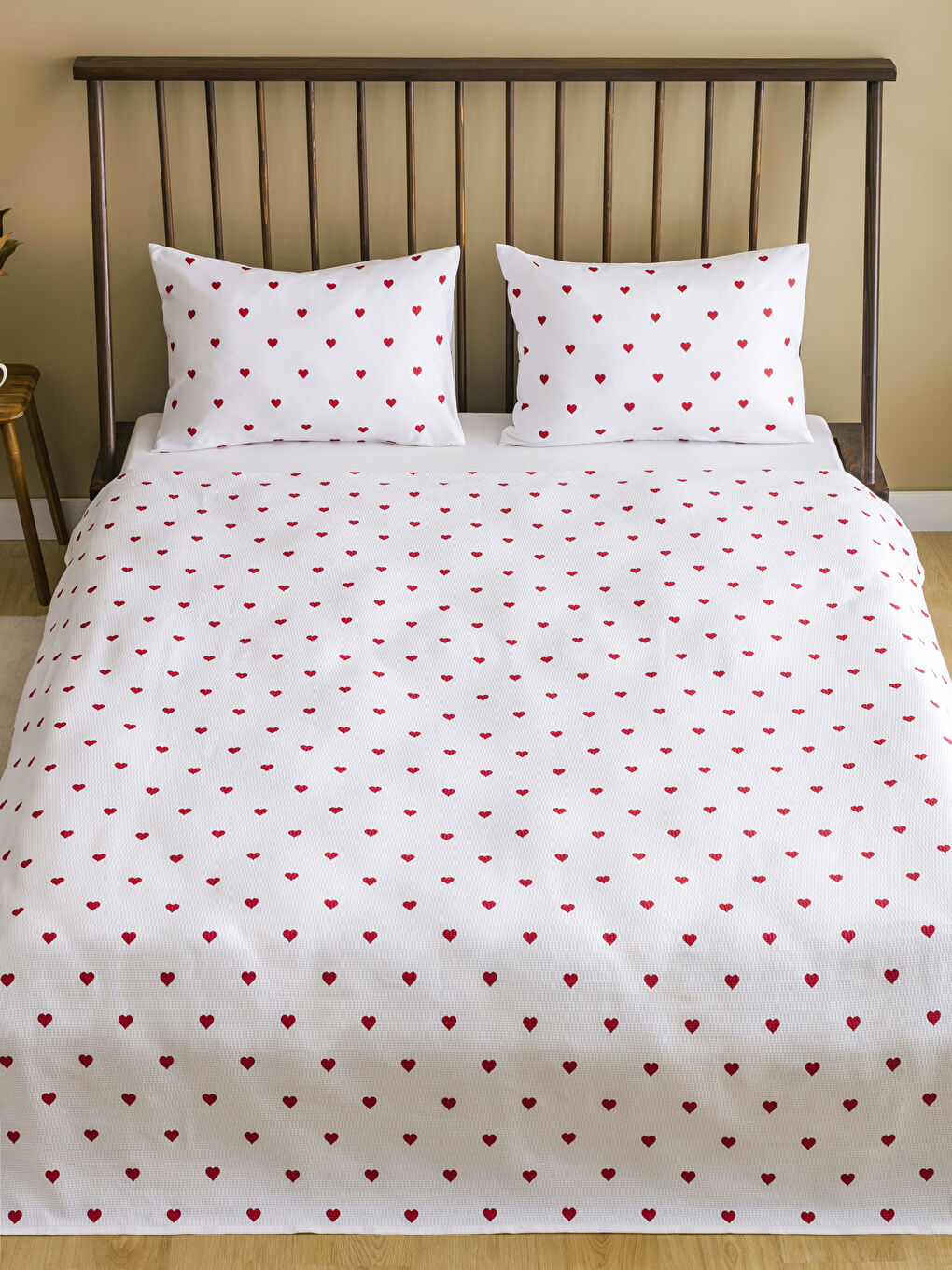 Kırmızı Kalp Desenli Çift Kişilik Pike Seti-1