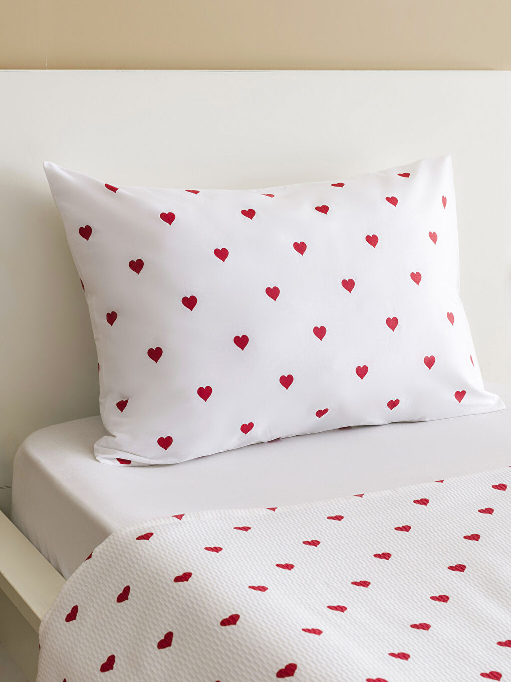 LCW HOME Kirmizi Kalp Desenli Tek Kişilik Pike Seti - 2