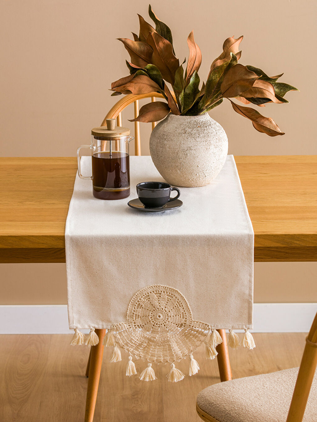 Lace and Tassel Detailed Runner 45x150 cm-1