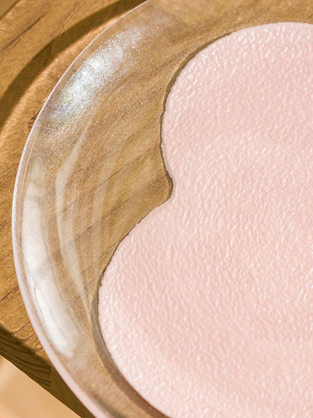 Renksiz Kalp Baskılı Cam Tabak 20 cm-2