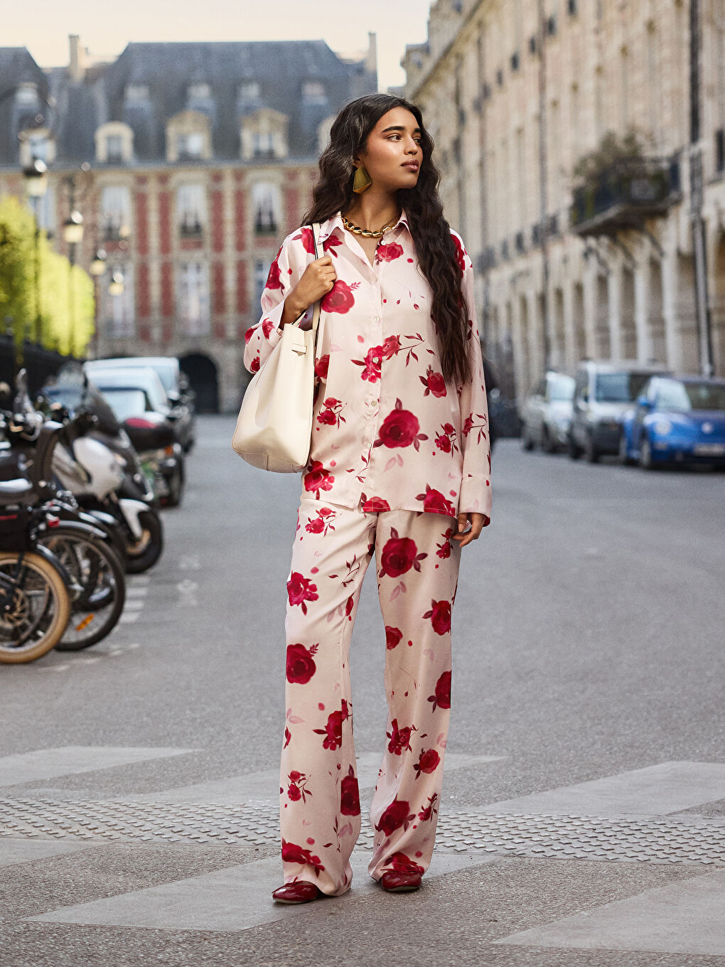 Collared Neck Floral Women's Pyjama Set -S5PG15Z8-LT4