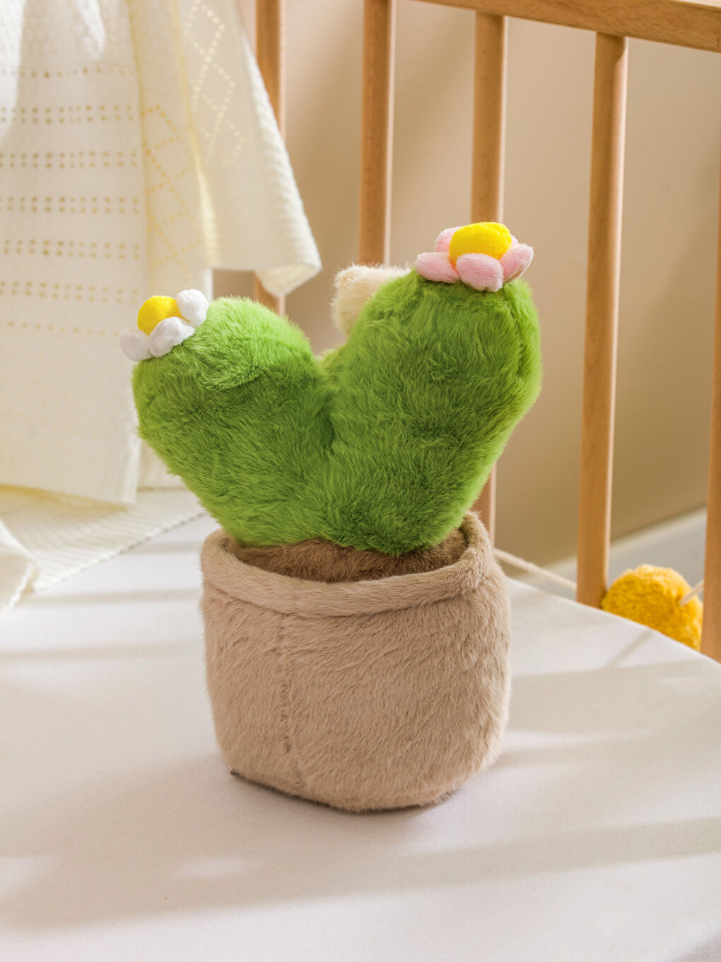 Karışık Saksı Figürlü Pelüş Bebek Kırlent 32 cm-1