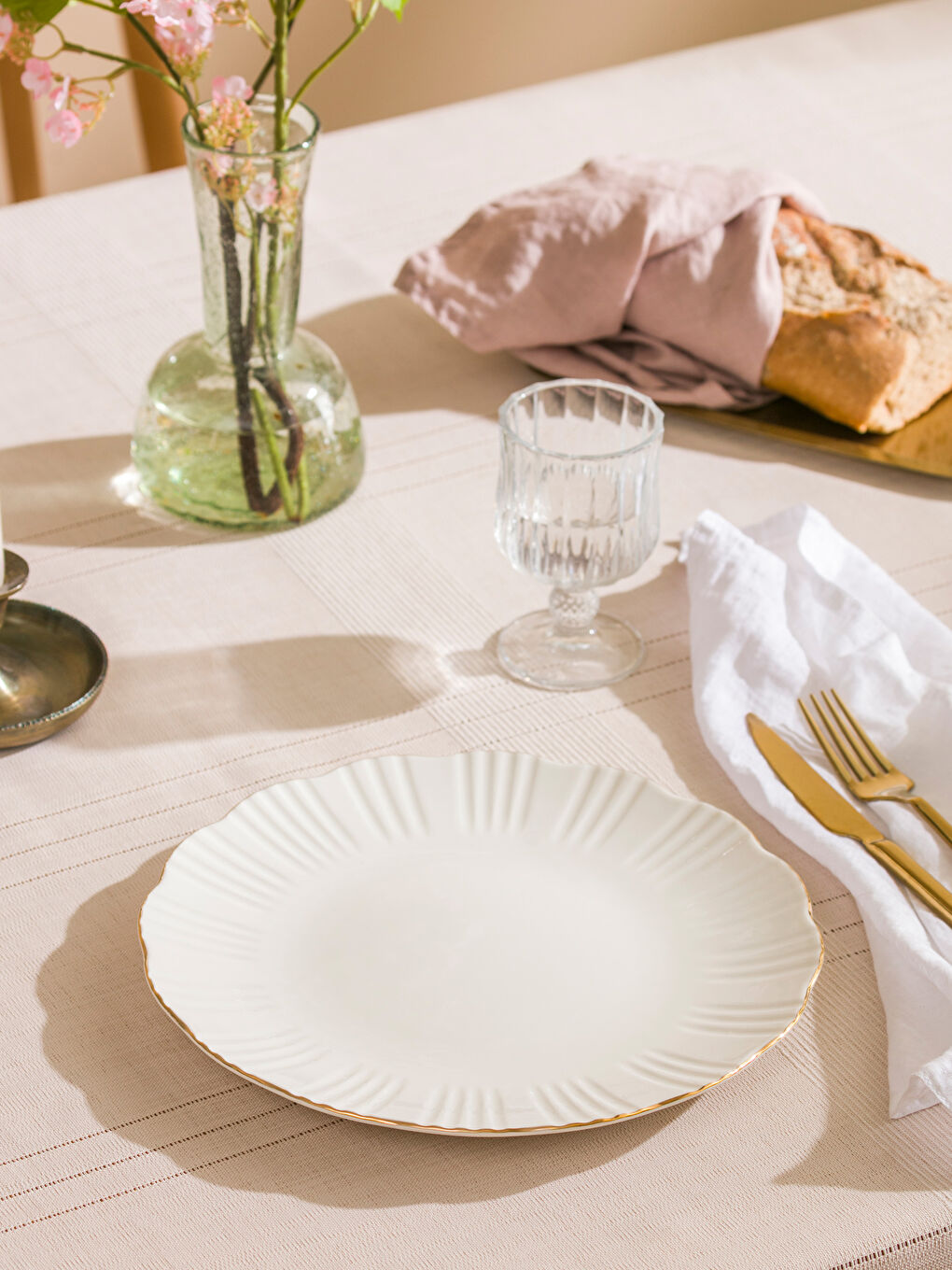 Karışık Desenli Porselen Servis Tabağı 26 cm