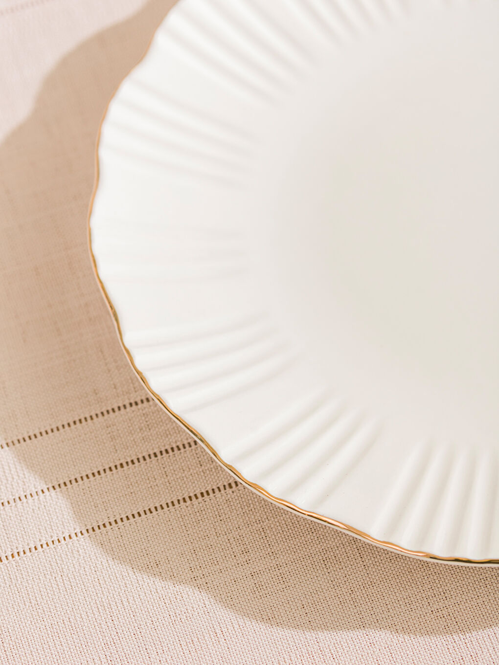 Karışık Desenli Porselen Servis Tabağı 26 cm-2