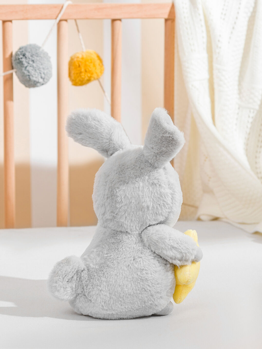 Gri Tavşan Figürlü Pelüş Bebek Kırlent 30 cm-1