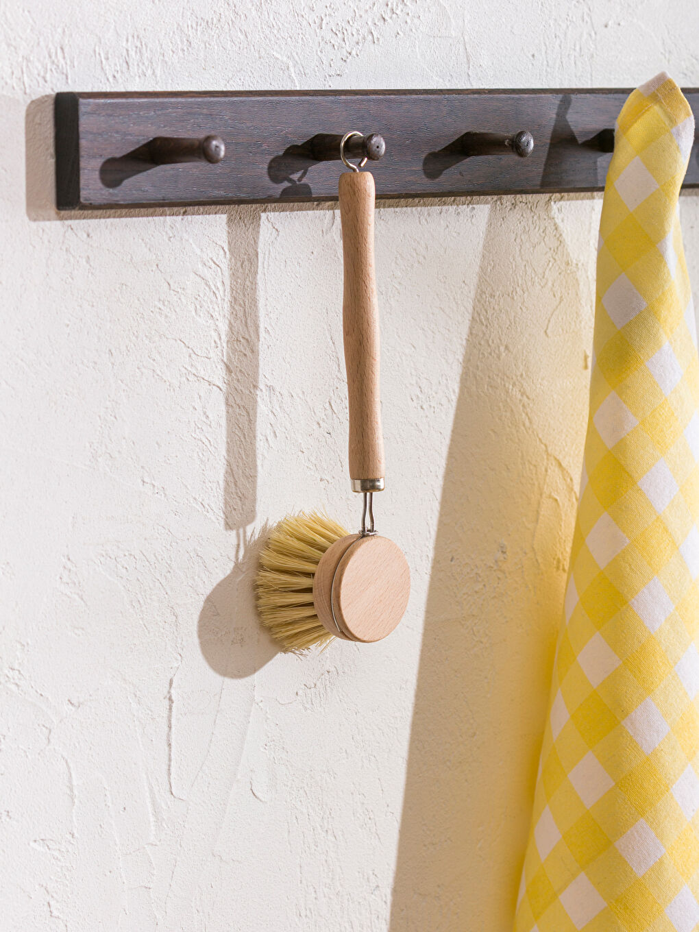Bej Ahşap Bulaşık Fırçası-1