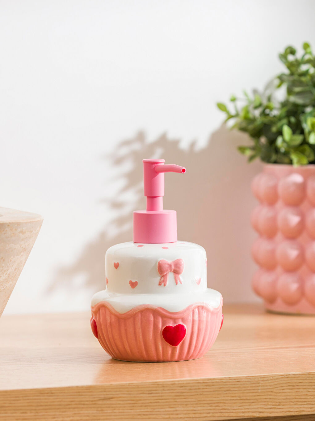 موزع صابون سائل خليط من الألوان