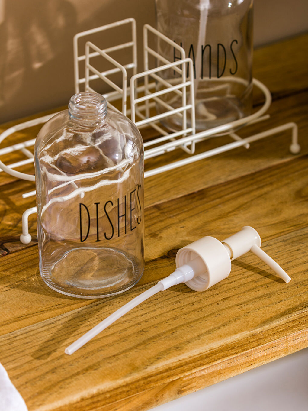 Ekru Standlı Sıvı Sabunluk Seti-2