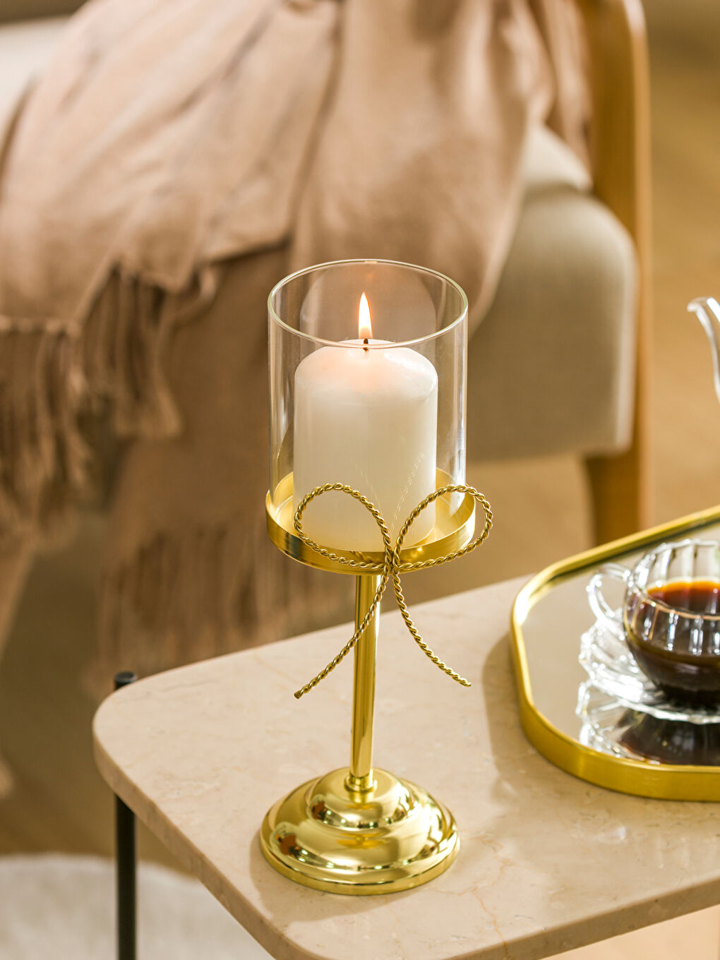 Dekorativni svećnjak sa postoljem 24 cm