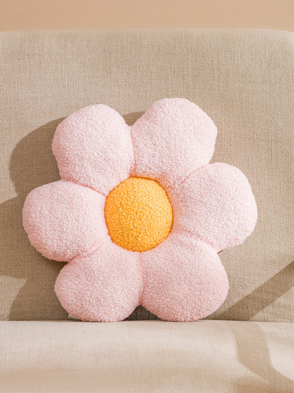 Pembe Çiçek Figürlü Kırlent 36 cm-1