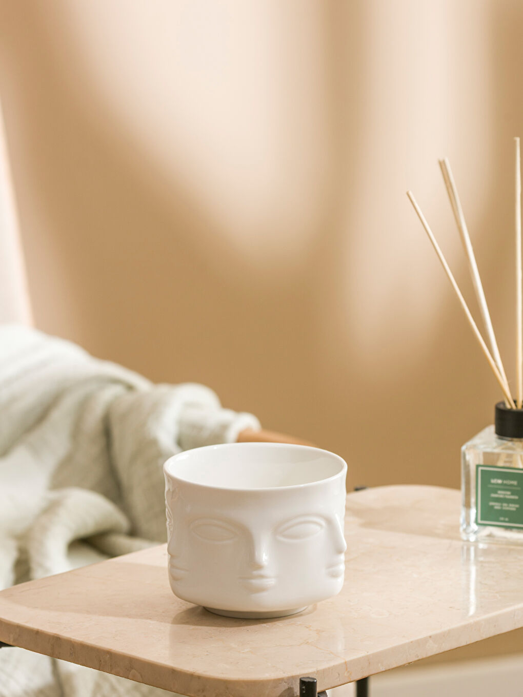 Ekru Yüz Baskılı Seramik Saksı 11 cm-1