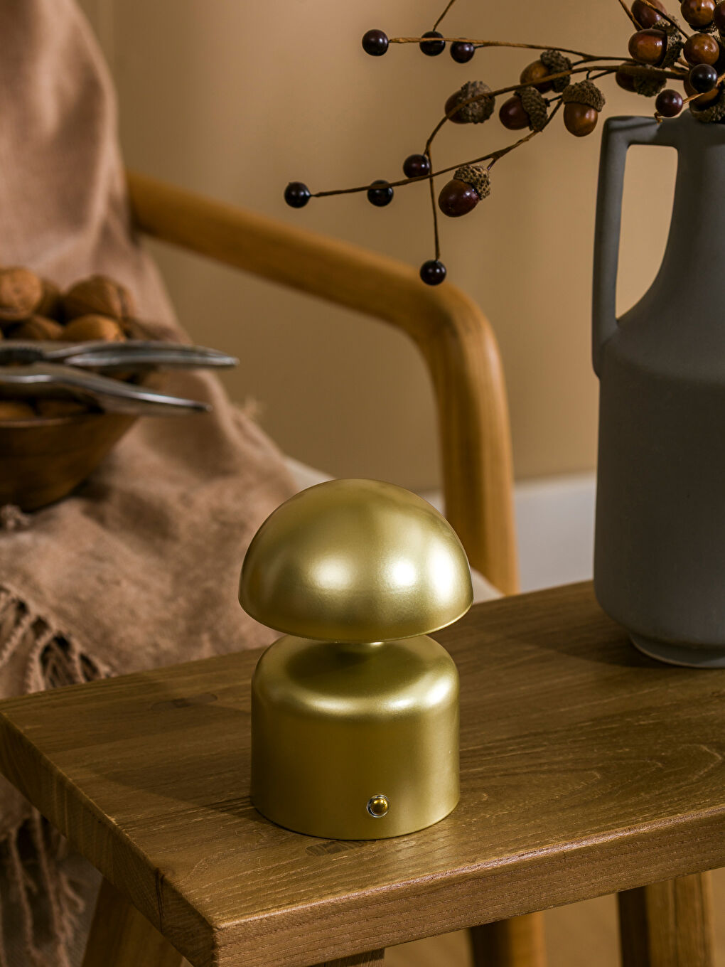 Жёлтый Декоративный предмет-3