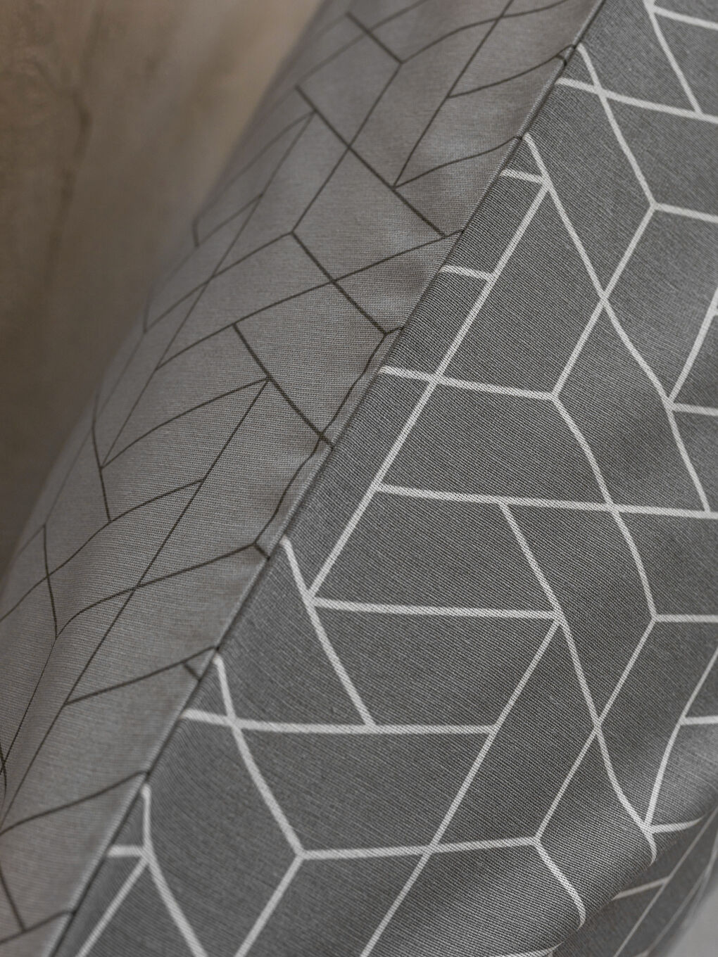 Gri Geometrik Desenli Tek Kişilik Nevresim Seti-3