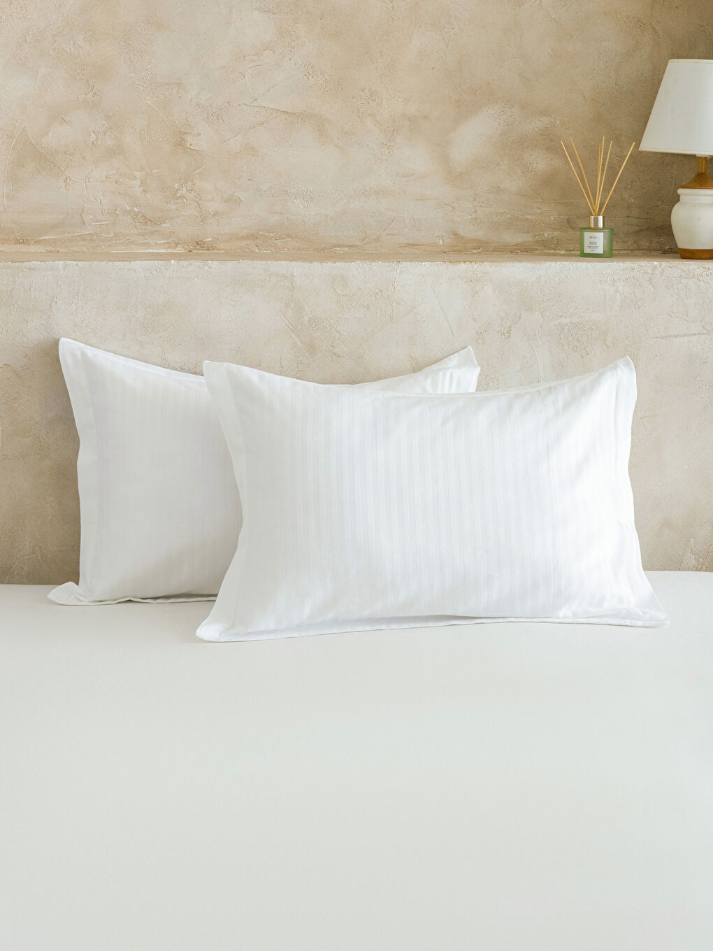 Taie d'oreiller BLANC-1