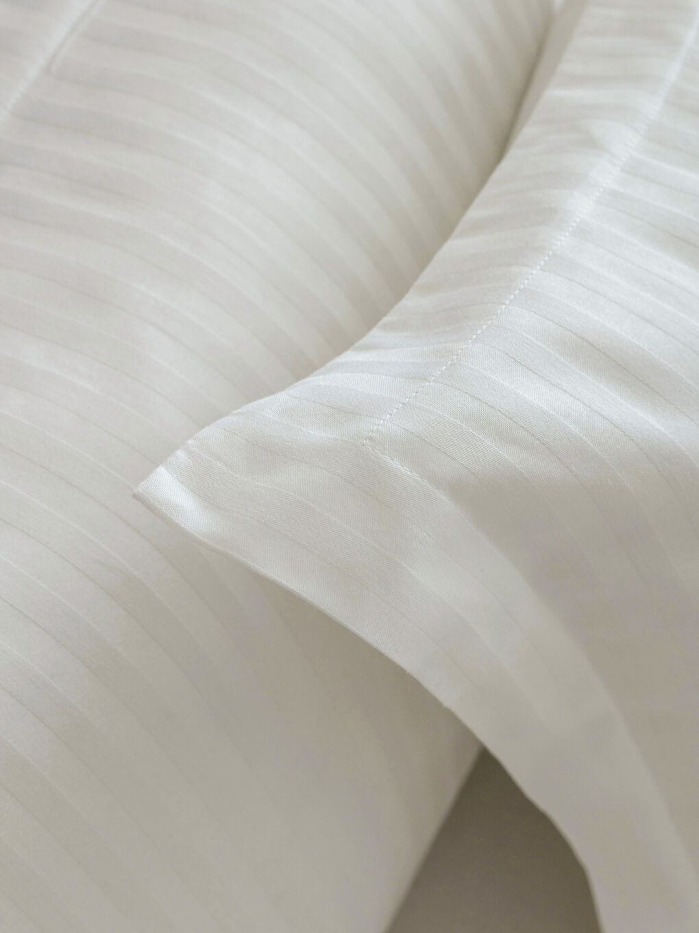 Taie d'oreiller BLANC-2