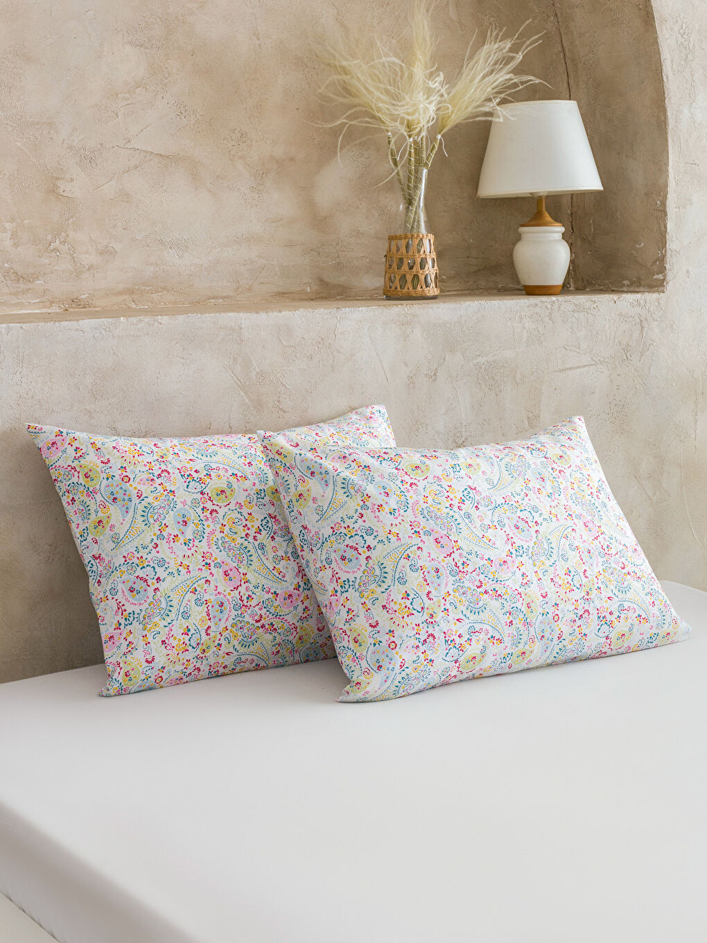 Karışık Çiçek Desenli Yastık Kılıfı 2'li 50x70 cm
