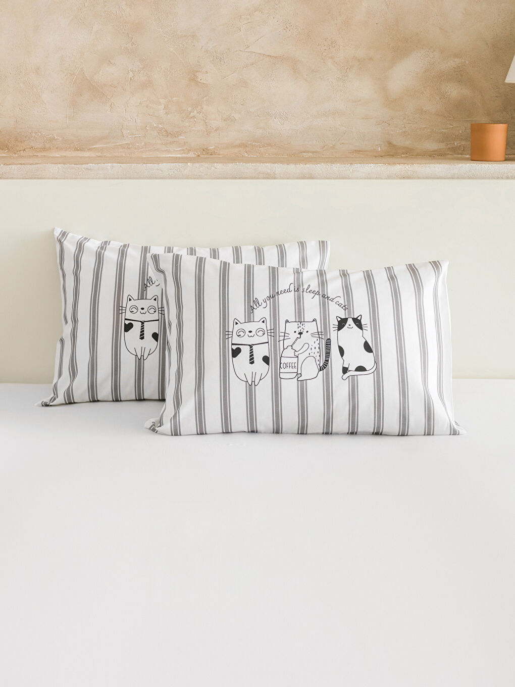 Siyah Baskılı Yastık Kılıfı 2'li 50x70 cm-1