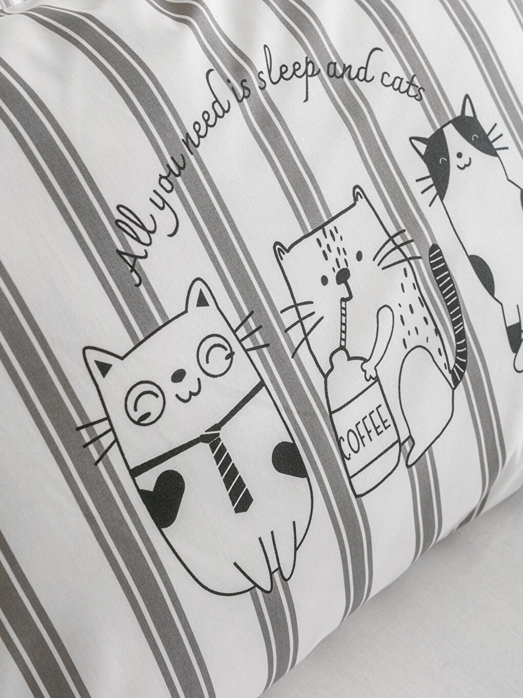 Siyah Baskılı Yastık Kılıfı 2'li 50x70 cm-2