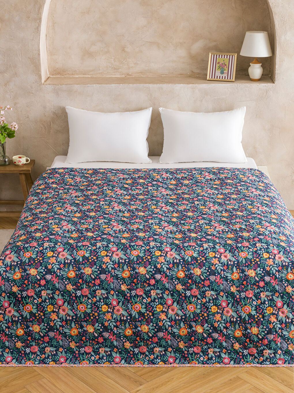Karışık Desenli Çift Kişilik Yatak Örtüsü 200x220 Cm-1