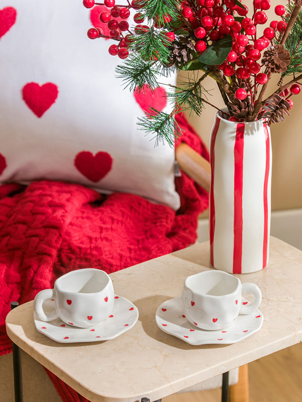 Karışık Kalp Baskılı 2 Kişilik Porselen Kahve Fincan Takımı 90 ml