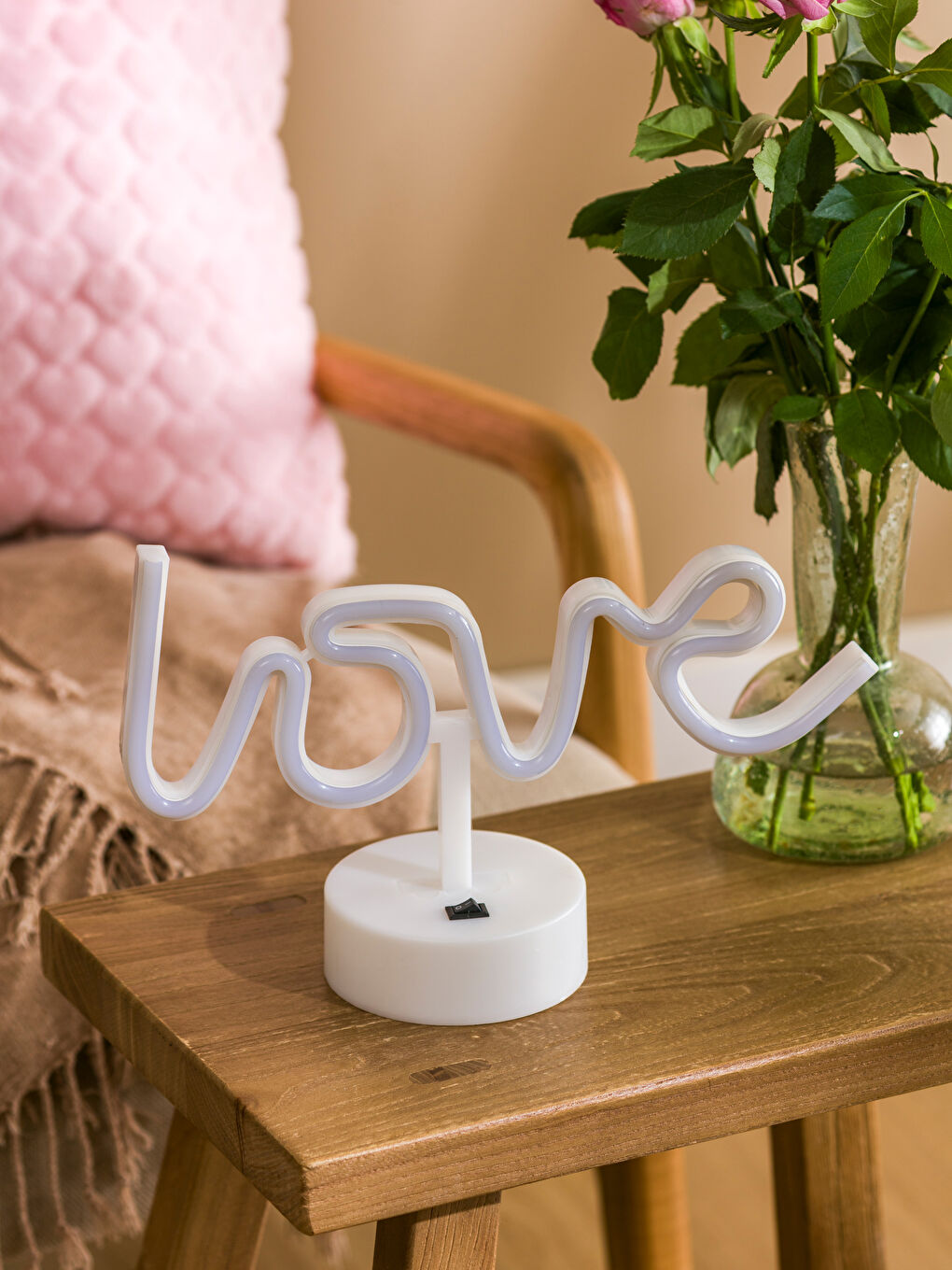 Pembe Love Yazı Figürlü Dekoratif Işık 28 cm-1