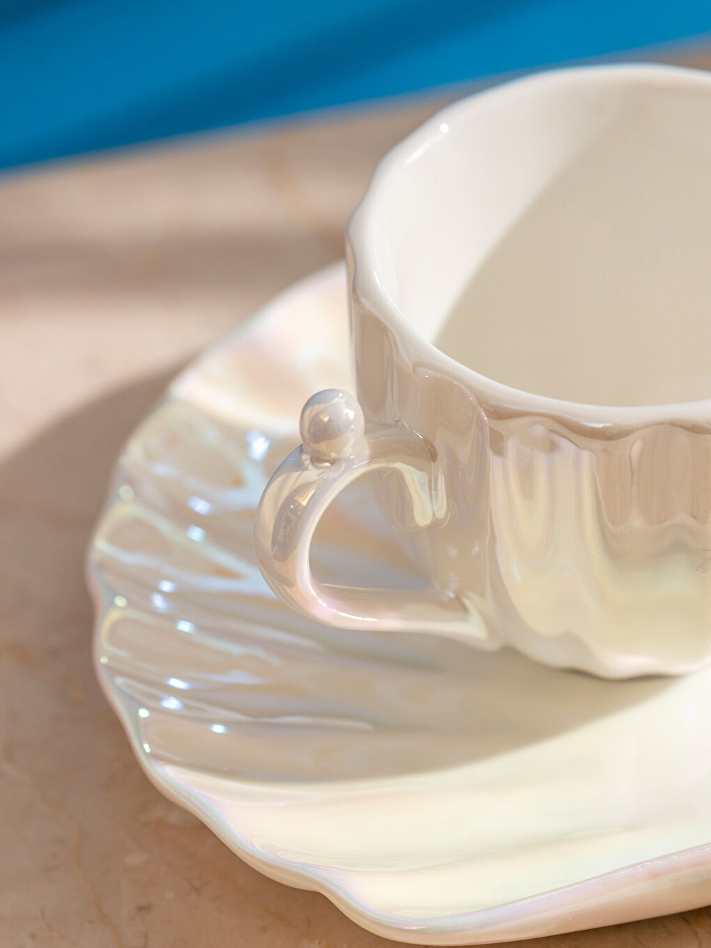 Beyaz Deniz Kabuğu Figürlü 2 Kişilik Porselen Kahve Fincan Takımı 90 ml-1