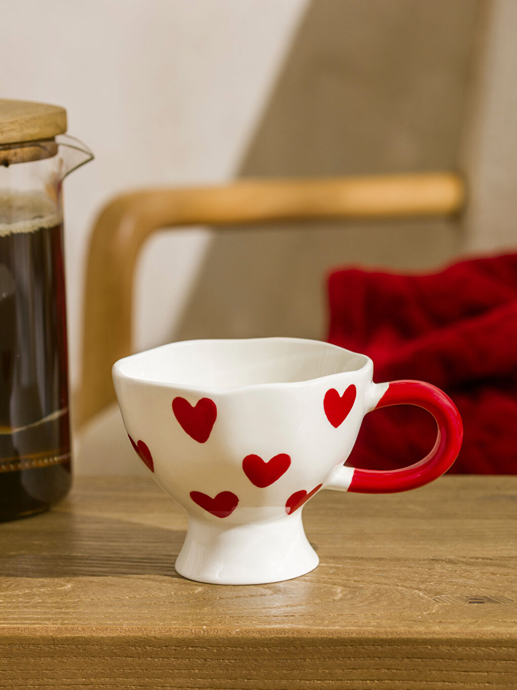 Beyaz Kalp Baskılı Seramik Kupa 250 ml