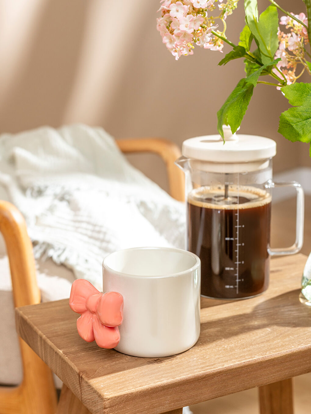 Karışık Fiyonk Baskılı Seramik Kupa 395 ml