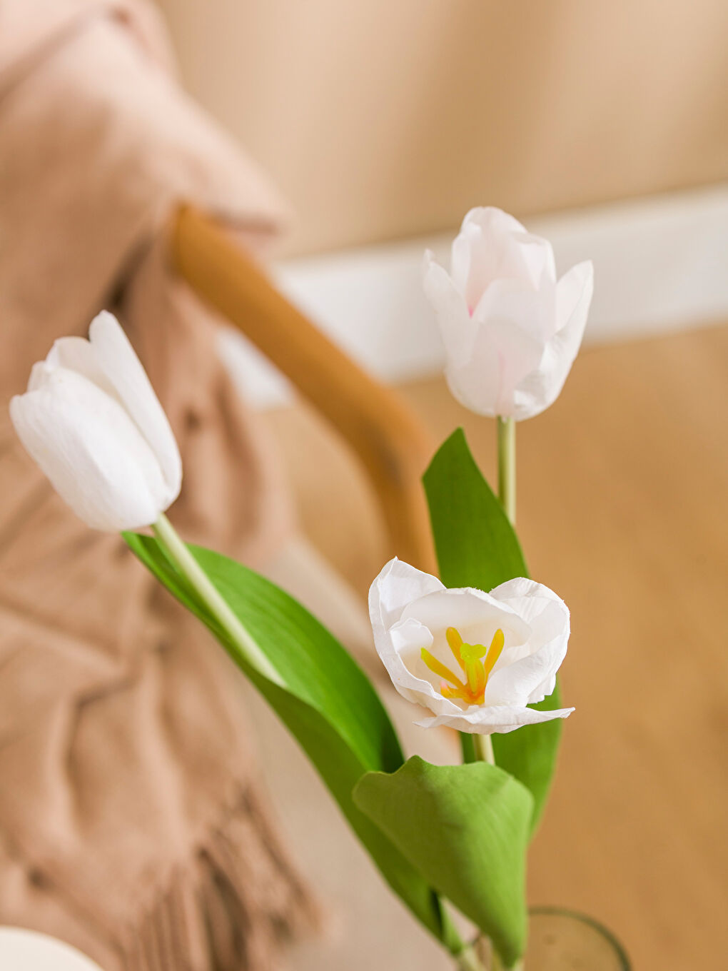 Beyaz Yapay Çiçek 43 cm-1