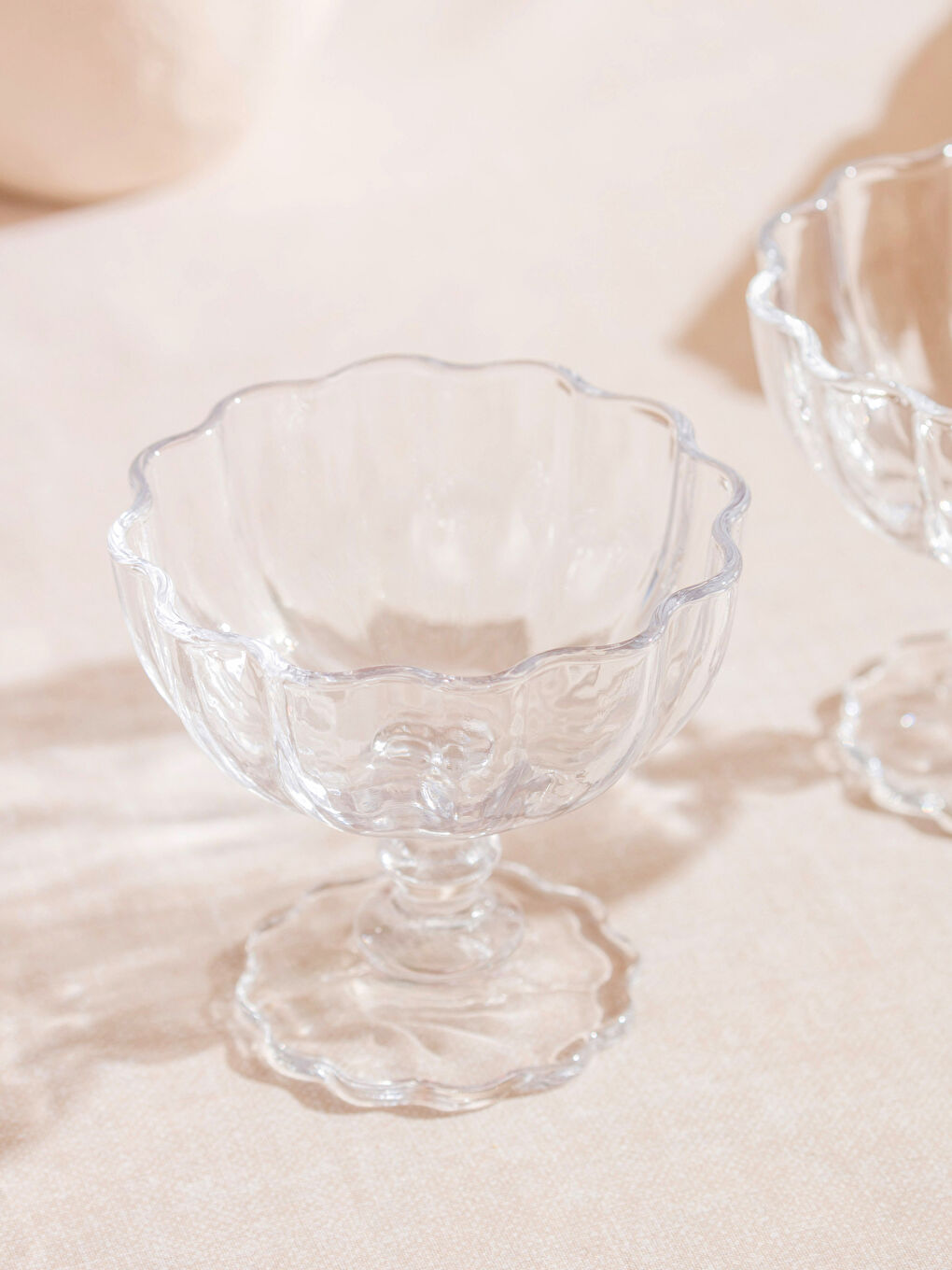 Renksiz Ayaklı Cam Bardak 2'li 190 ml-1