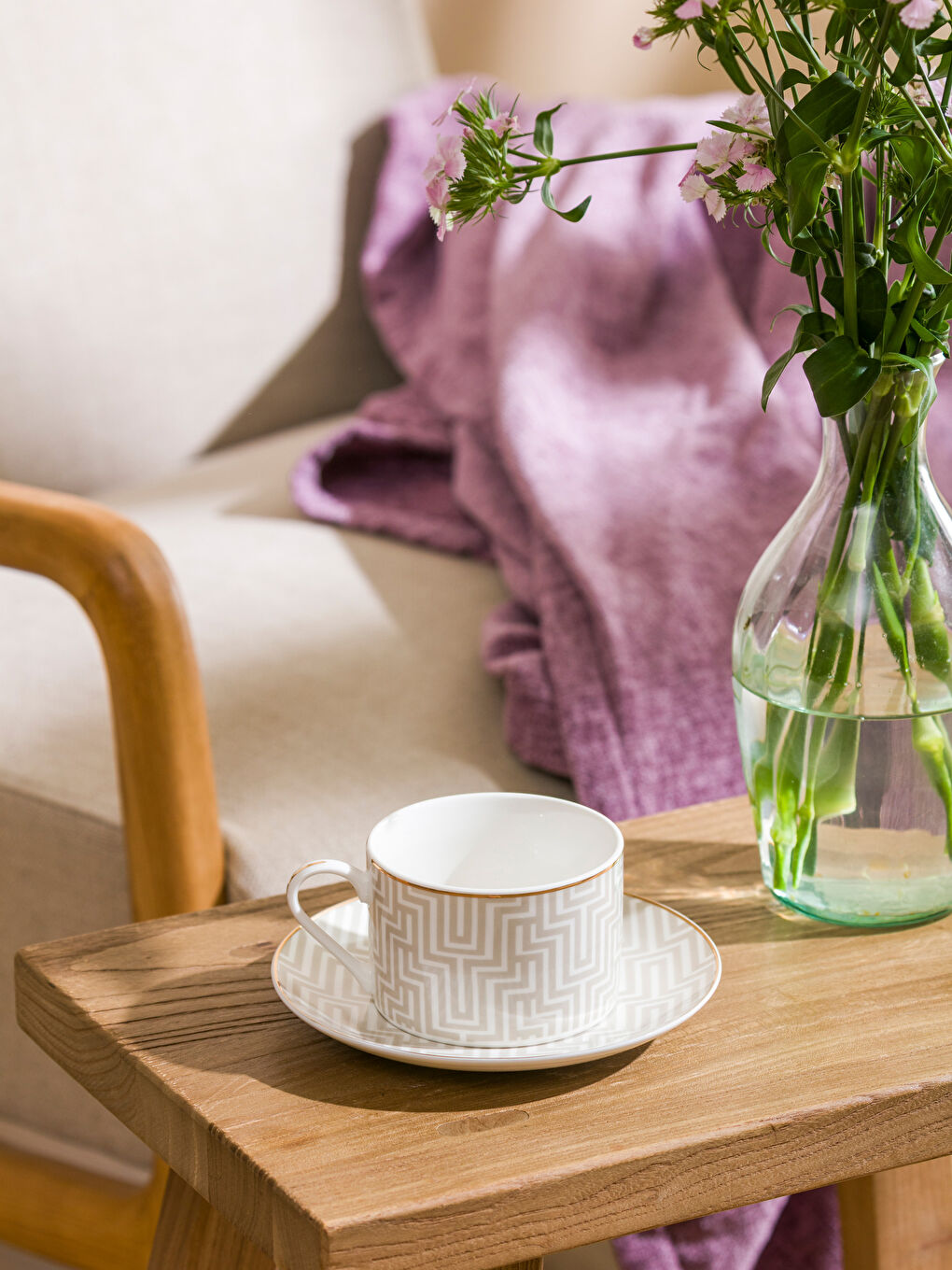 Bej Baskılı Porselen Çay Fincan Takımı 