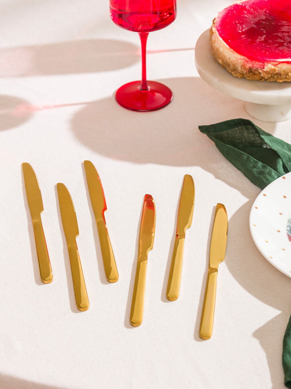 Набор столовых приборов на шесть персон-1