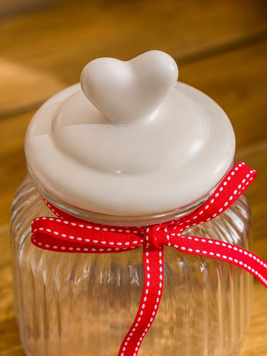 Renksiz Kalp Kapaklı Cam Kavanoz 20 Cm-2