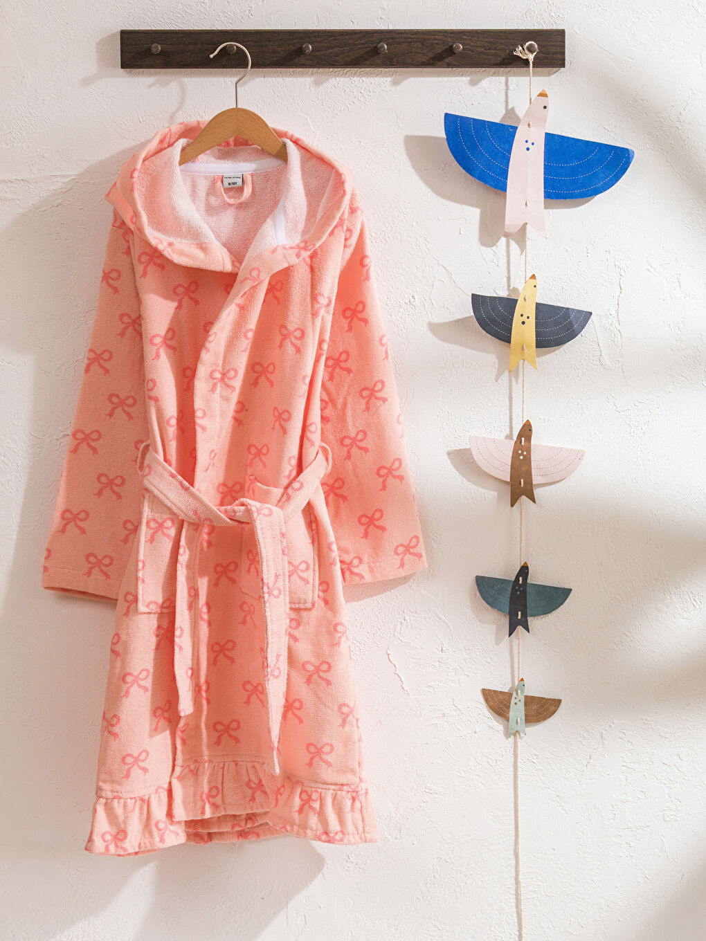 Pembe Fiyonk Baskılı Kız Çocuk Bornoz 