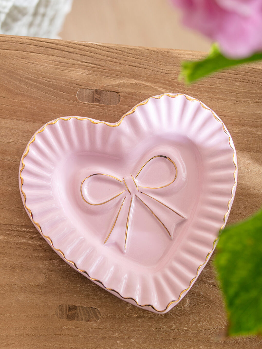 Pembe Fiyonk Baskılı Seramik Tabak 15 cm-1