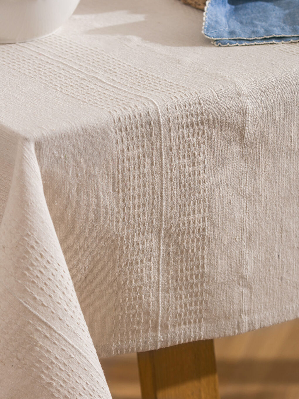 Striped Embroidered Tablecloth 140x180 cm-4