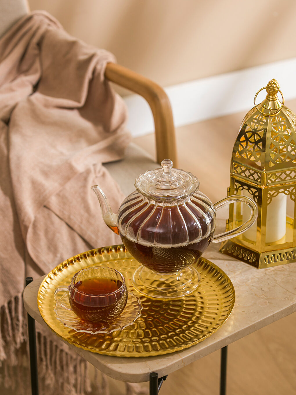 Sarı Yuvarlak Metal Tepsi 25 cm