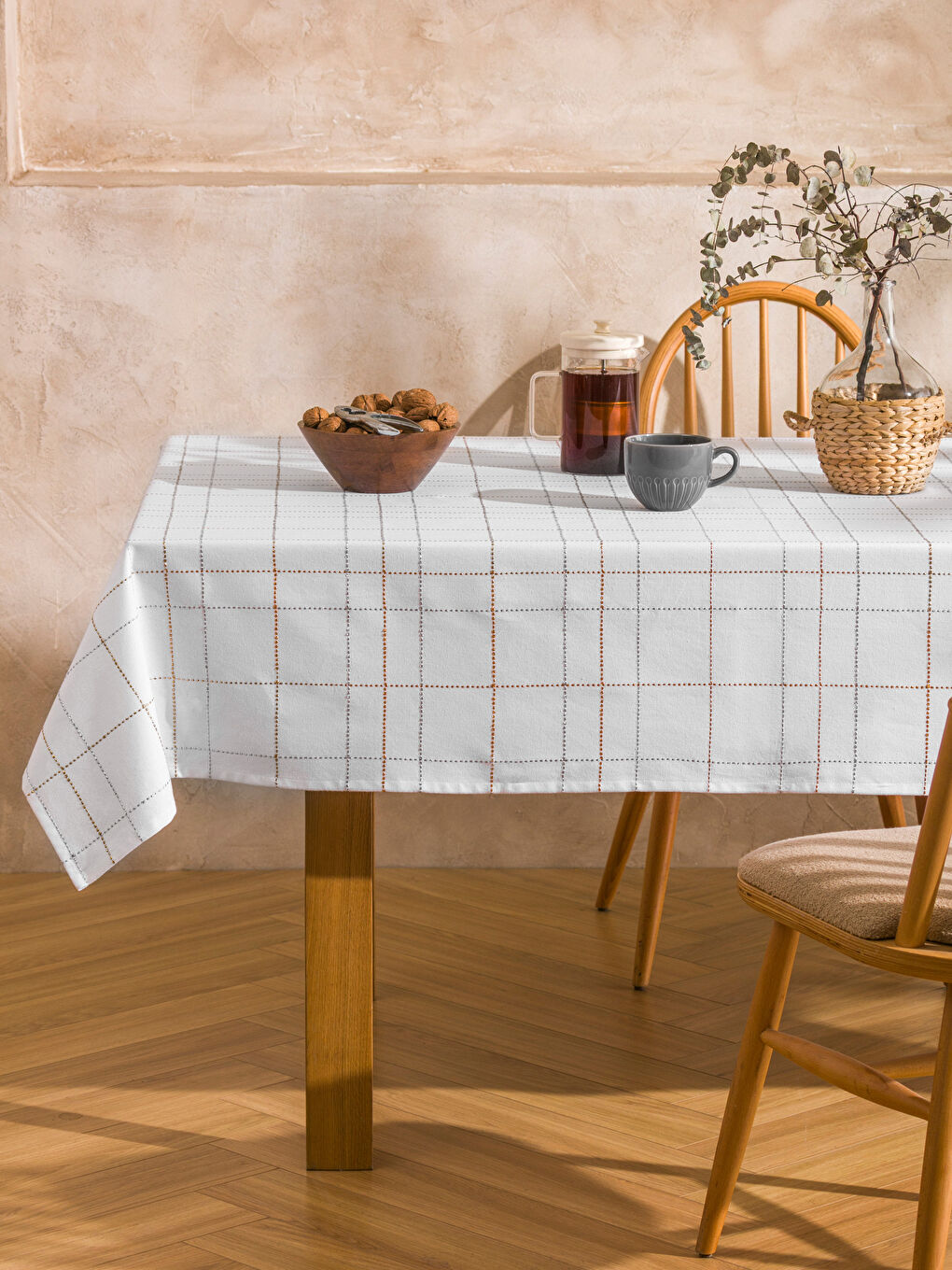 Ekru Çizgi Desenli Masa Örtüsü 150x200 cm-1