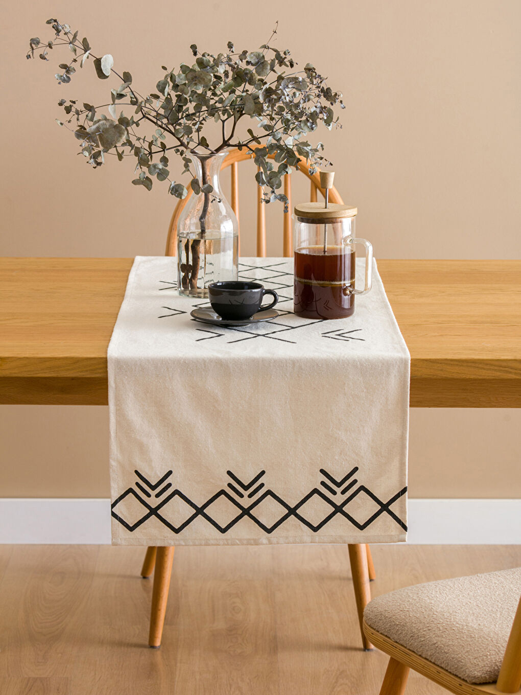 Siyah Desenli Runner 45x150 cm-1