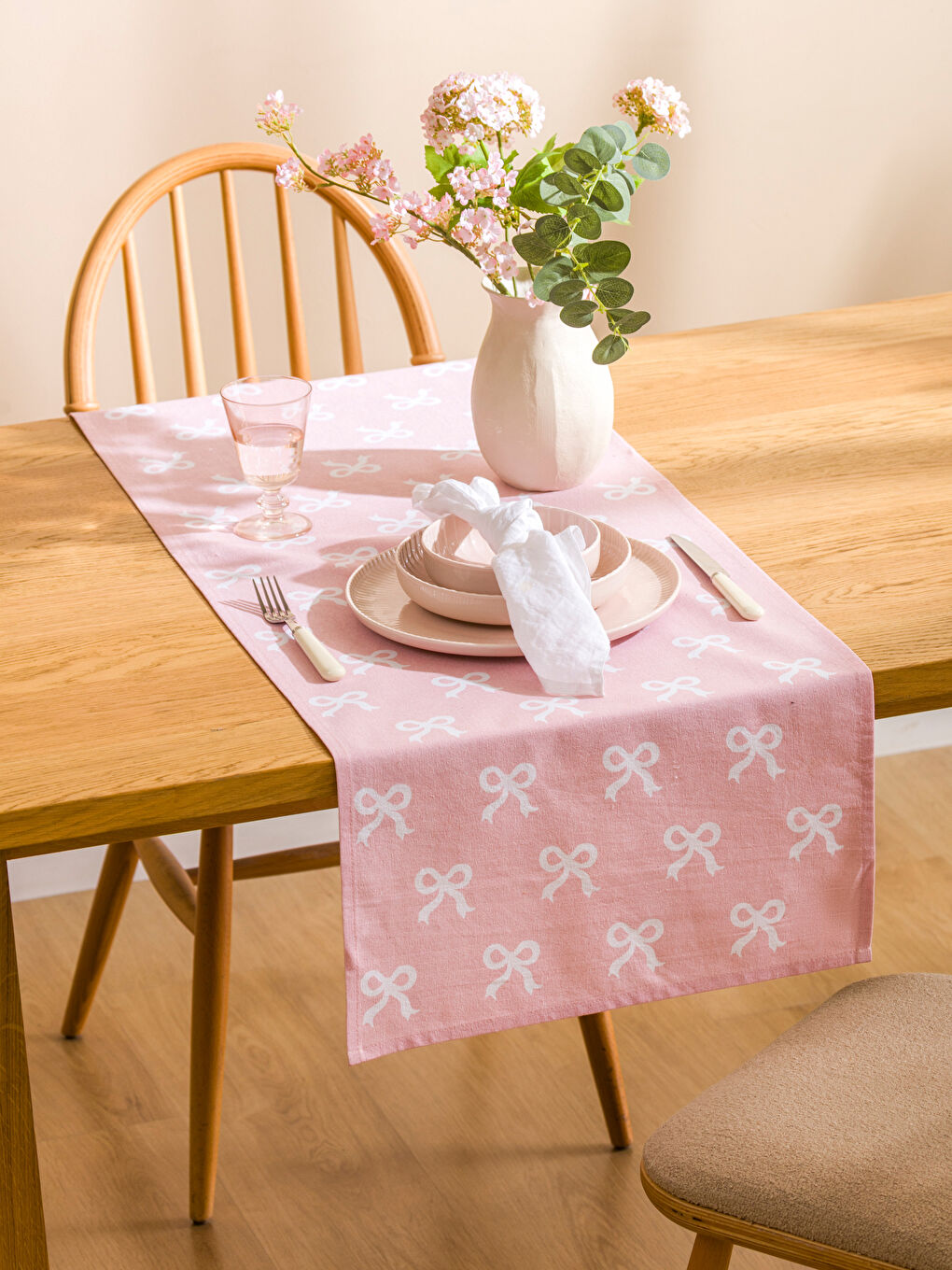 Pembe Fiyonk Baskılı Runner 45x150 cm